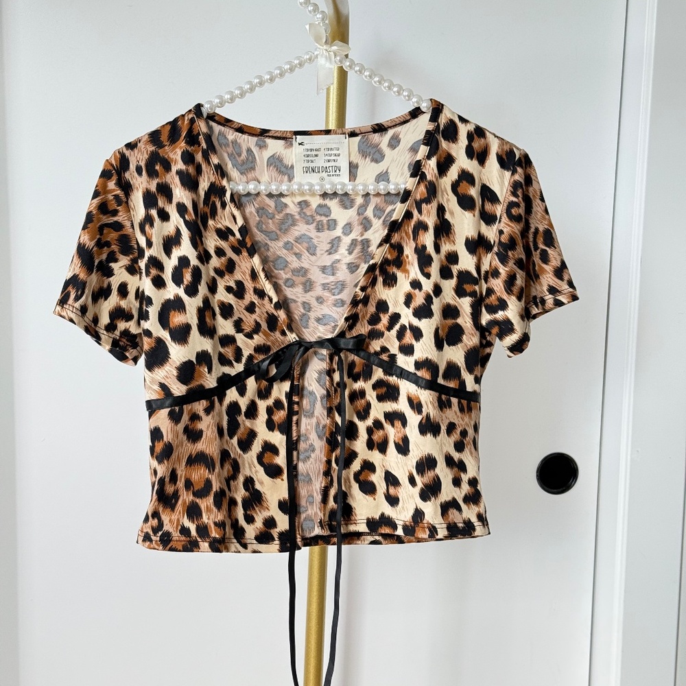 French Pastry Leopard Tie Front Top – Size S